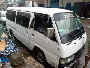 Nissan Caravan (Urvan) 2008 White