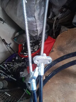 Quality New Toyota 2 Wheel Rear Handbrake Cables