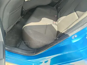 Toyota Auris 2017 Blue
