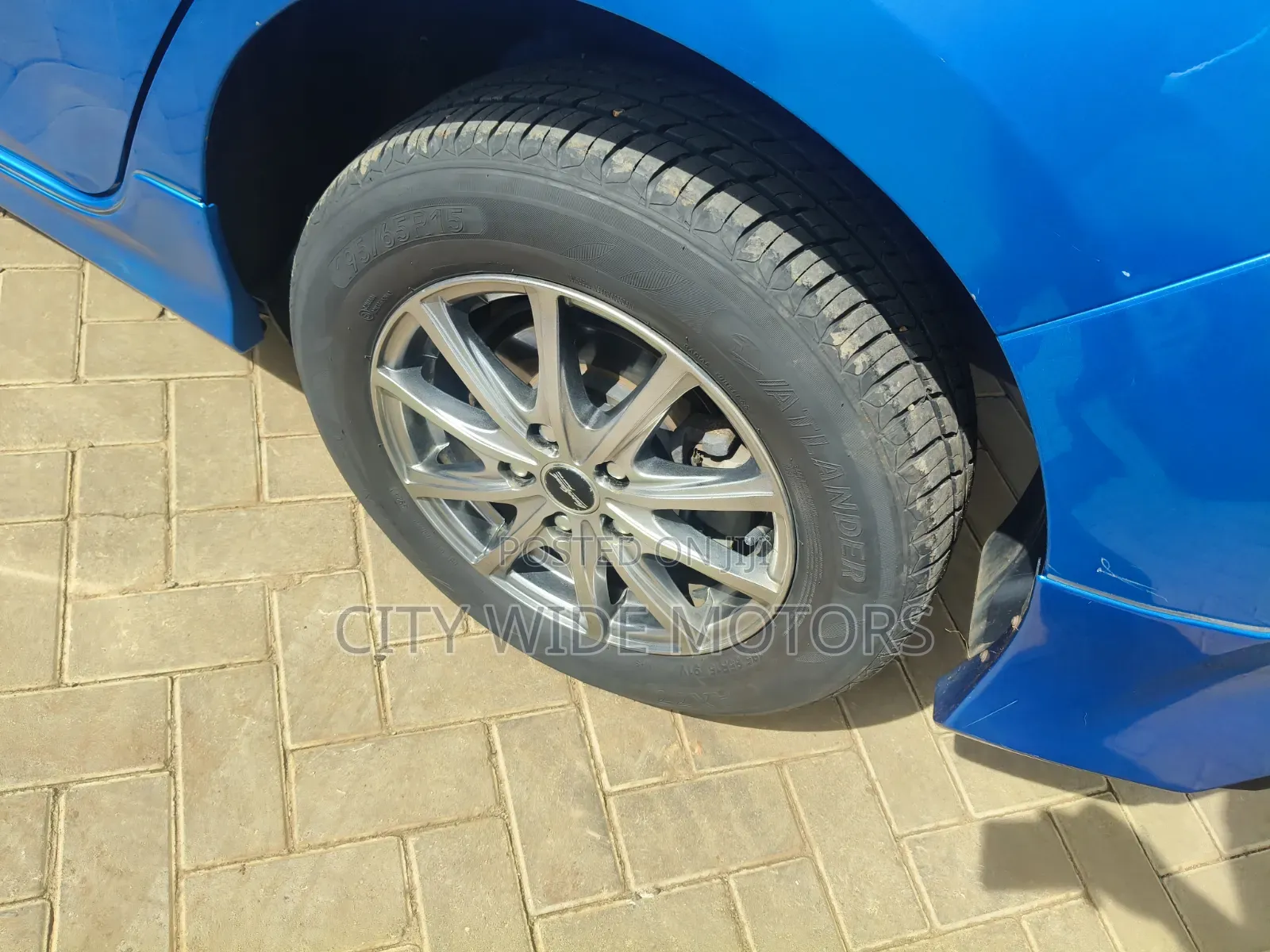Toyota Auris 2017 Blue