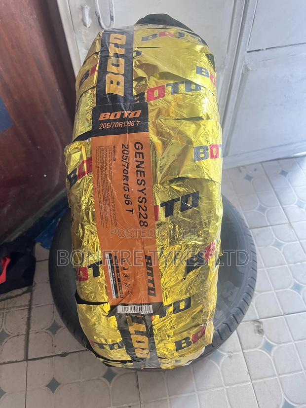 205/70r15 Boto