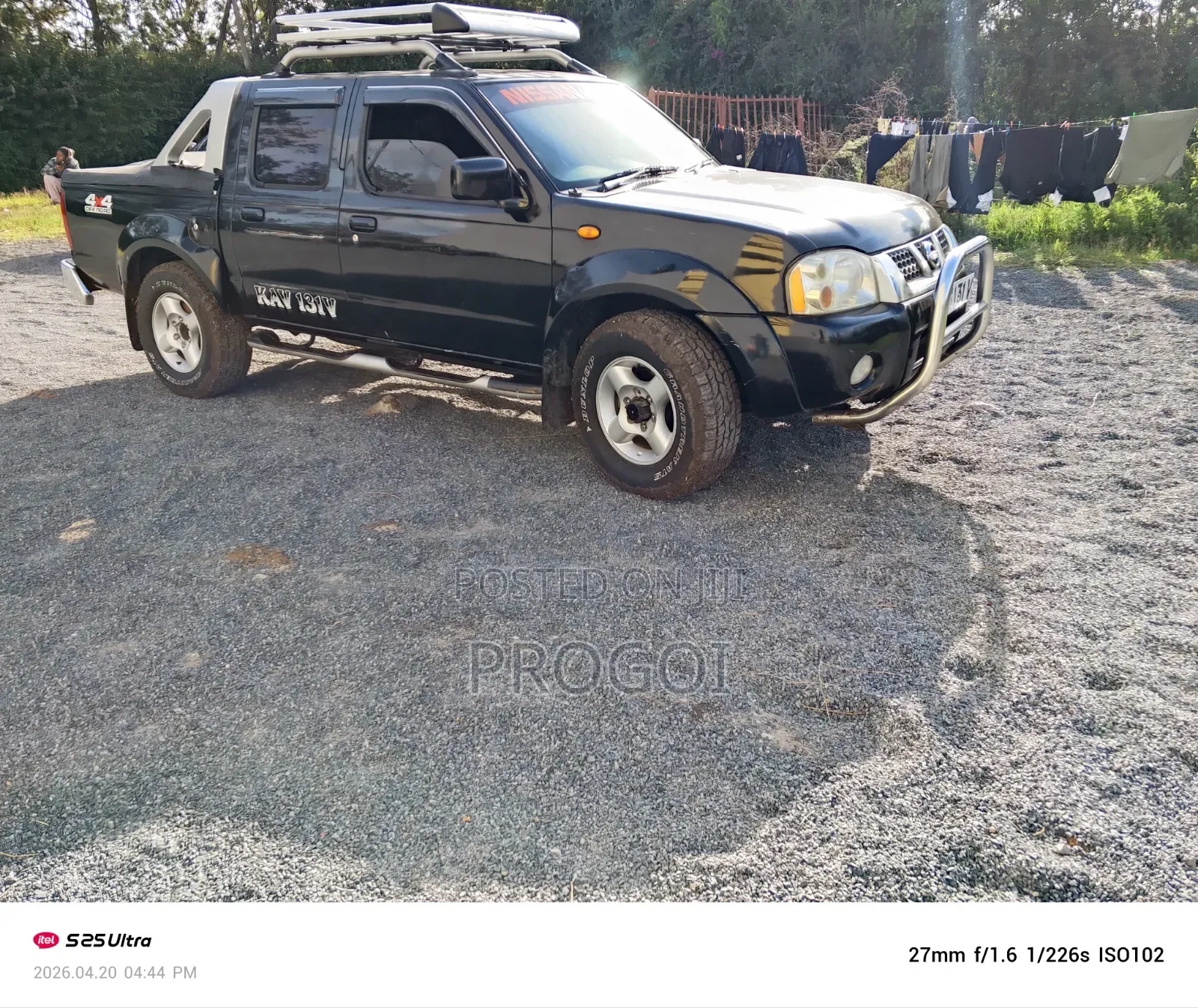 Nissan Hardbody 2009 Black