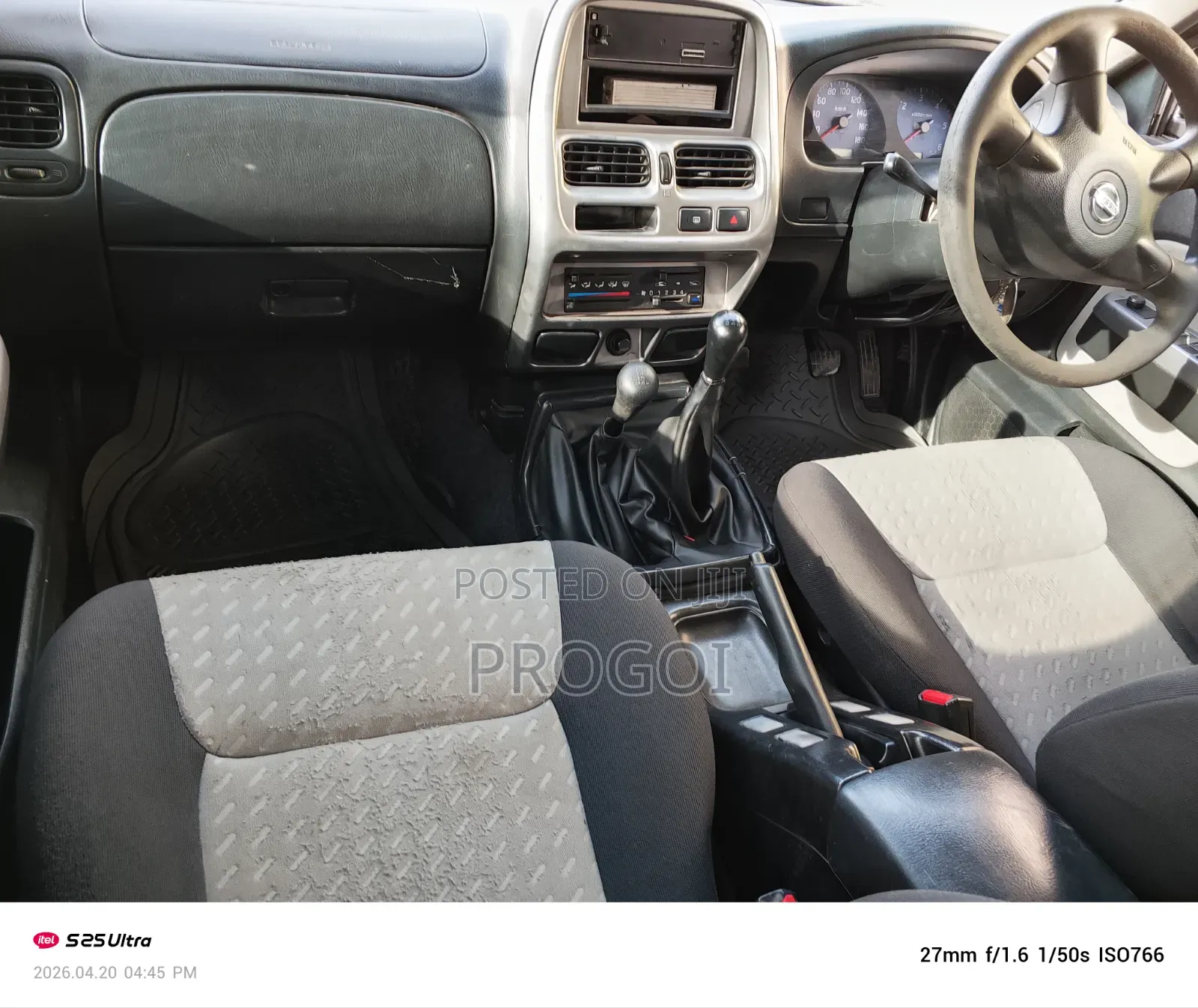 Nissan Hardbody 2009 Black
