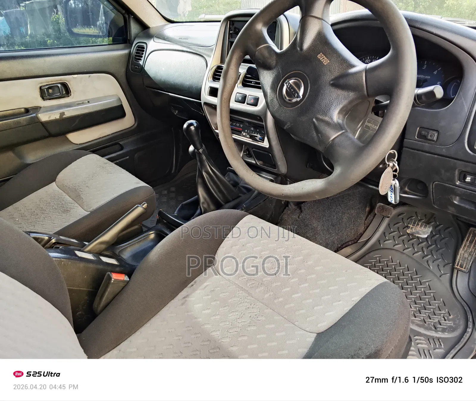 Nissan Hardbody 2009 Black