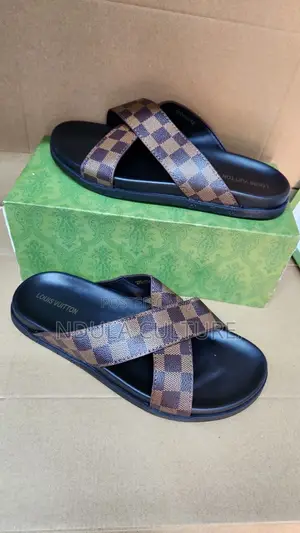Sandals ,Designer House Verssace //Gucci Slip Ons Sandals