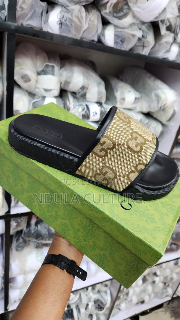 Designer Versace Slip Ons Sandals Gucci - thumbnail 2