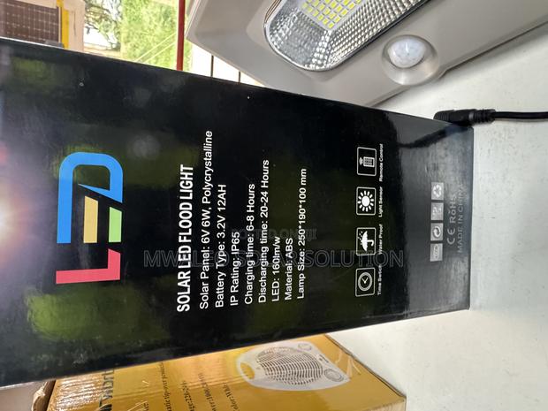 Solar Flood Light 50watts With Motion Sensor - thumbnail 4
