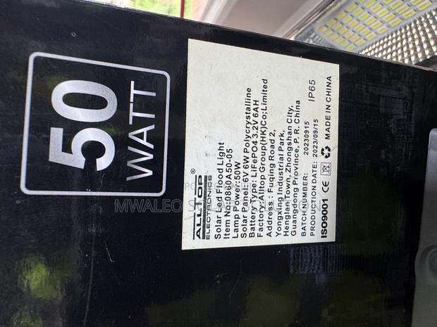 Solar Flood Light 50watts With Motion Sensor - thumbnail 3