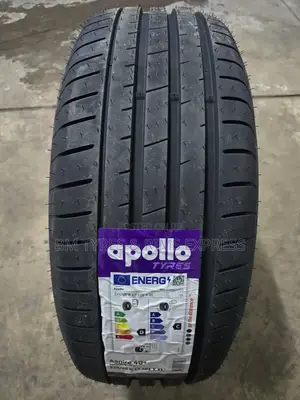 225 /55 R17 Apollo Tyres (India)
