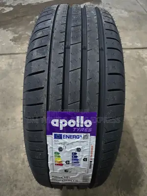 225 /55 R17 Apollo Tyres (India)
