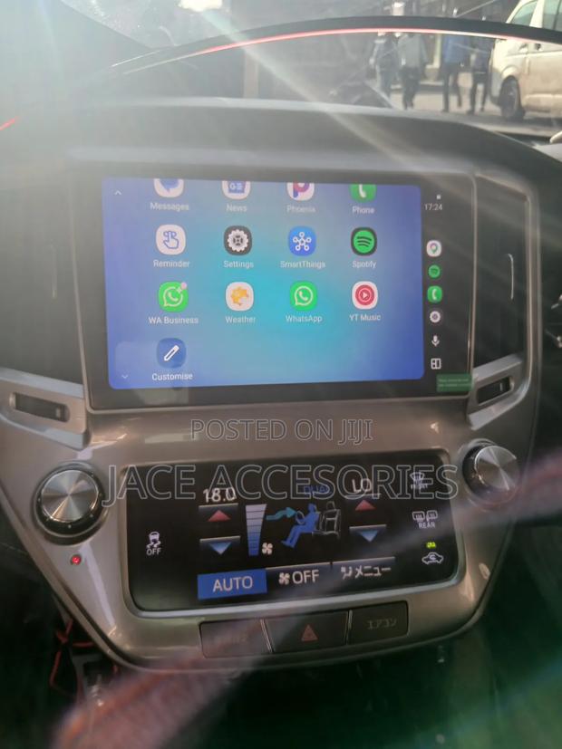 Q8 Max Highend Oled Car Android Radio - thumbnail 4