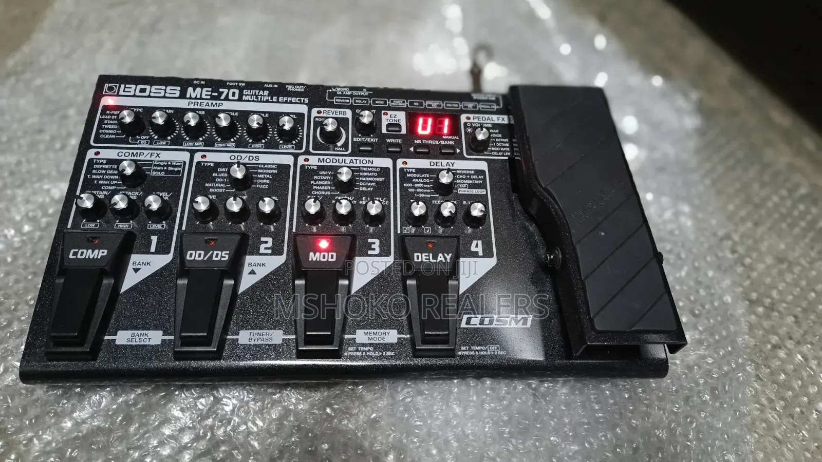Boss Me 70 Multi Effect Pedal.