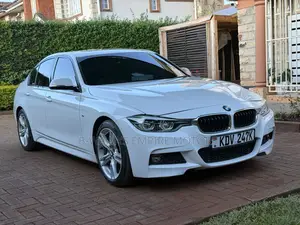 BMW 318i 2017 White