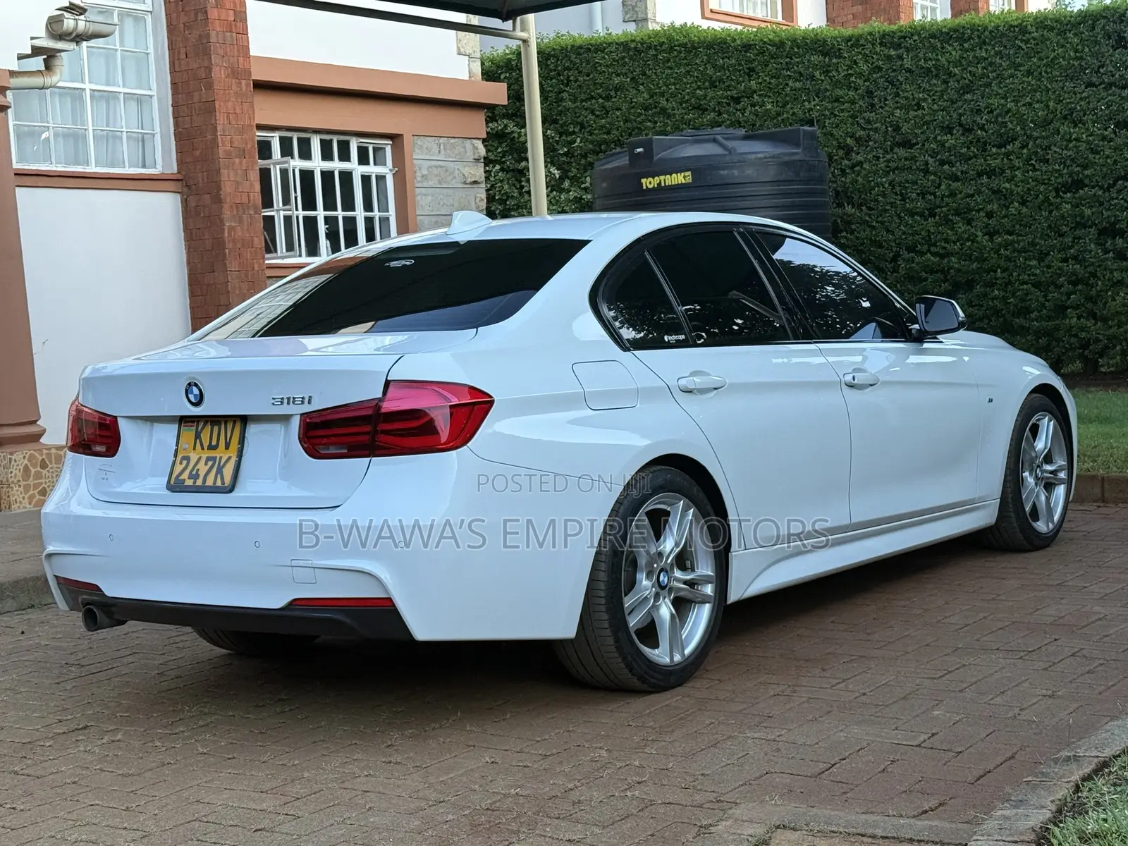 BMW 318i 2017 White