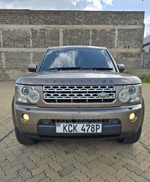 Land Rover Discovery 2010 Gold