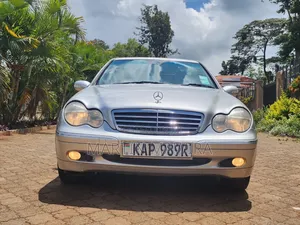 Mercedes-Benz C200 2003 Silver