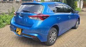 Toyota Auris 2017 Blue