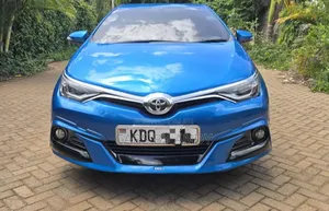 Toyota Auris 2017 Blue