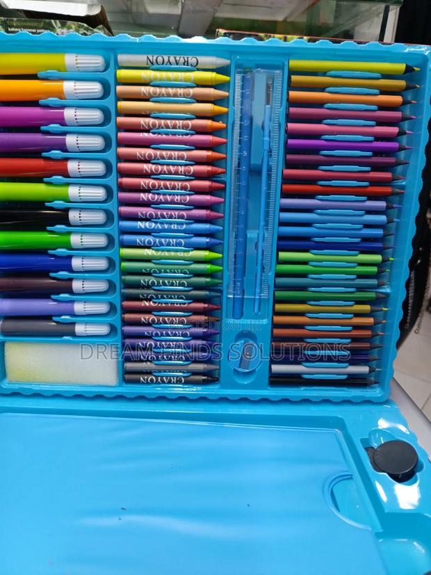 Art Set 208 Pieces