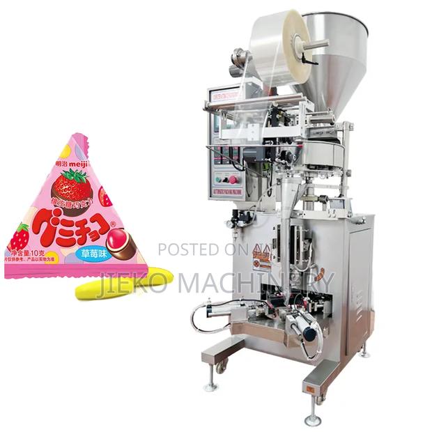 Triangle Bag Granule Packing Machine