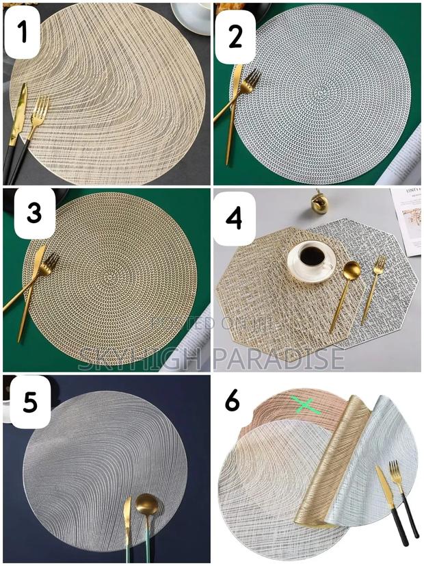 6pcs PVC Non-Woven Table Mats 
Colours: *Gold and Silver*
**