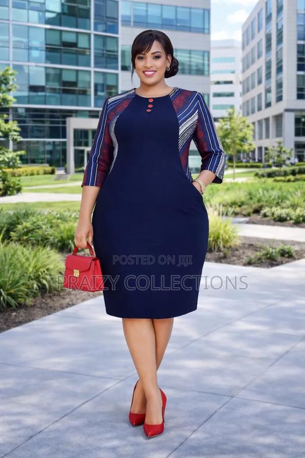 Pretty Pienna Straight Dress - thumbnail 2