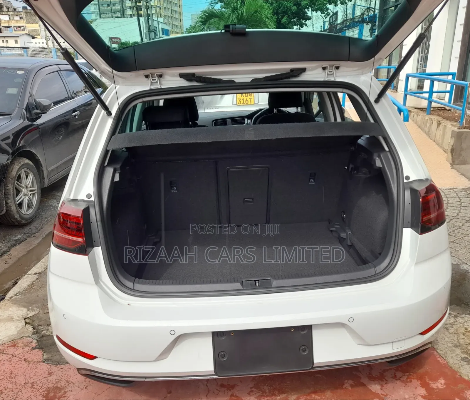 Volkswagen Golf 1.4T TSI FWD 2020 White