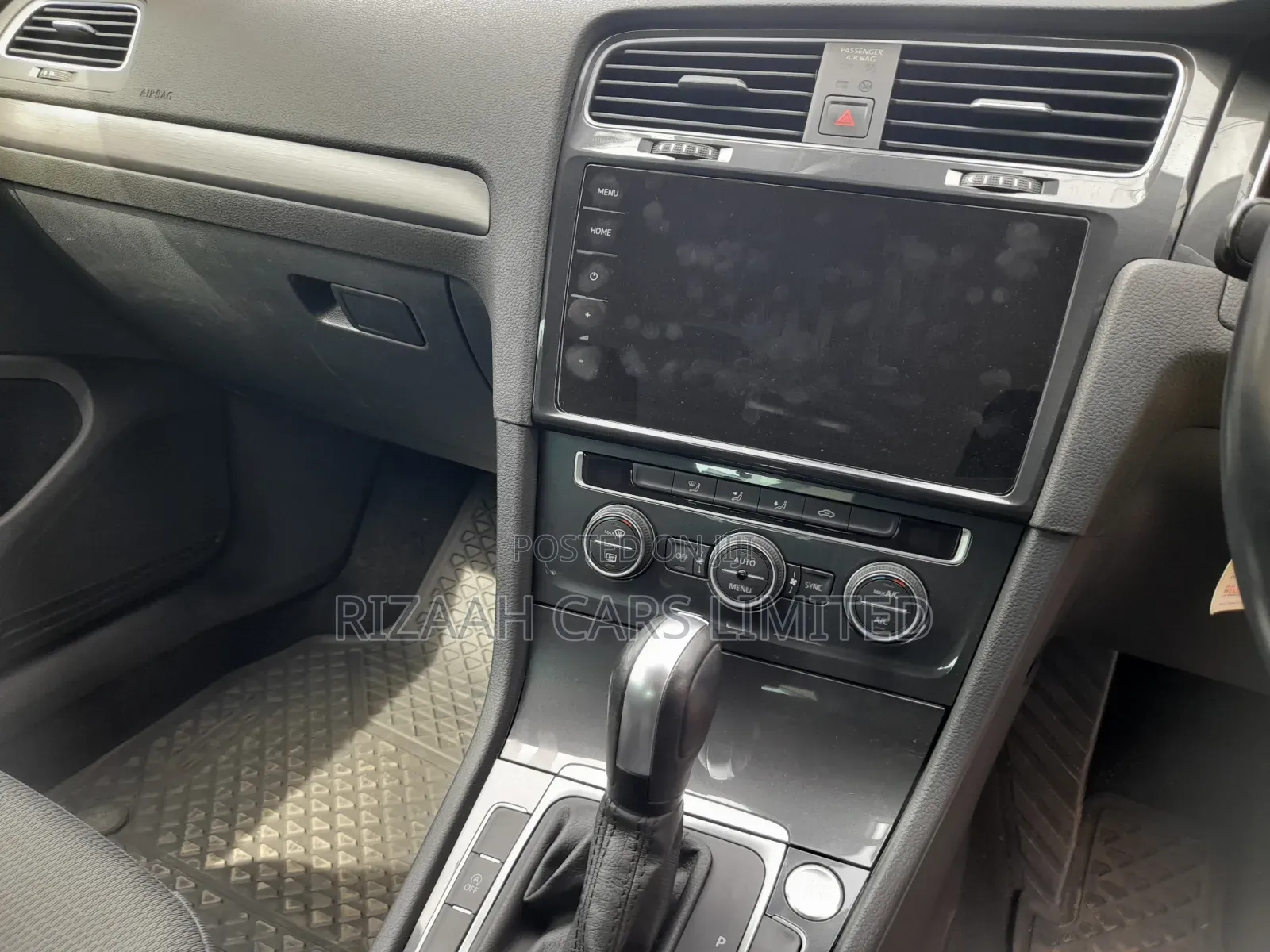 Volkswagen Golf 1.4T TSI FWD 2020 White