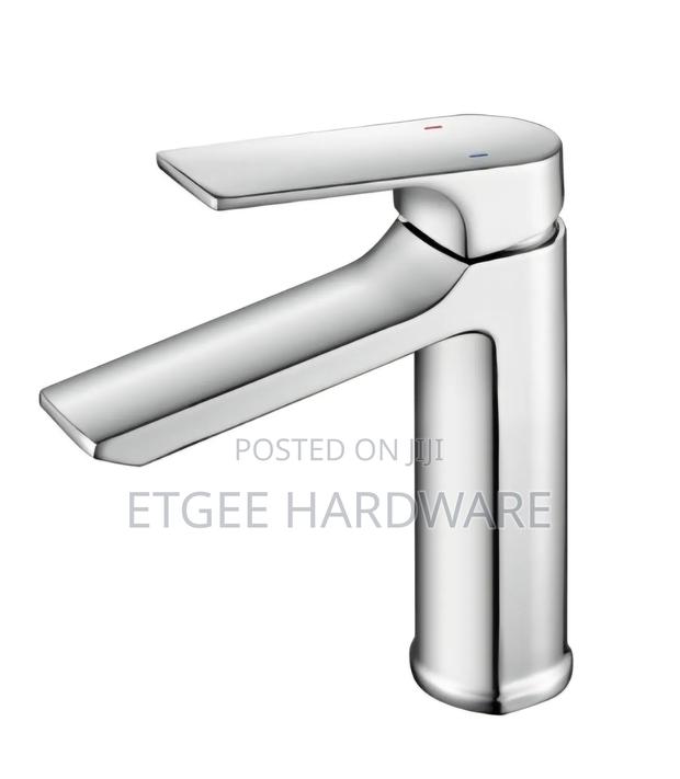 Basin Mixer Chrome Chrome / Silver Hot and Cold Water- 15