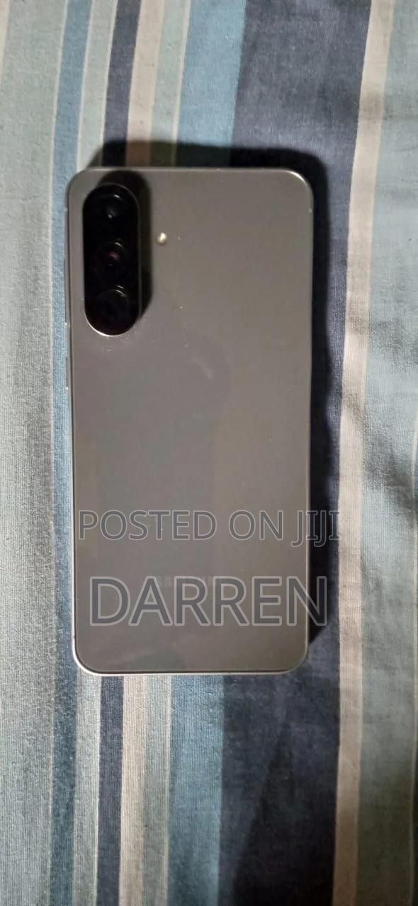 Samsung Galaxy A56 256 GB Gray - thumbnail 2