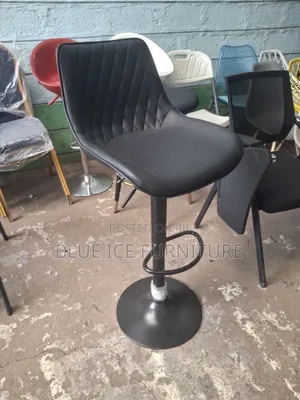 Swivel Bar Stool Black