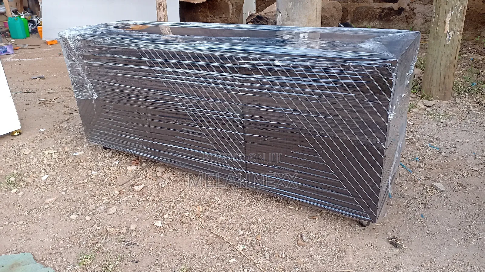 Black Patterned Tv Stand