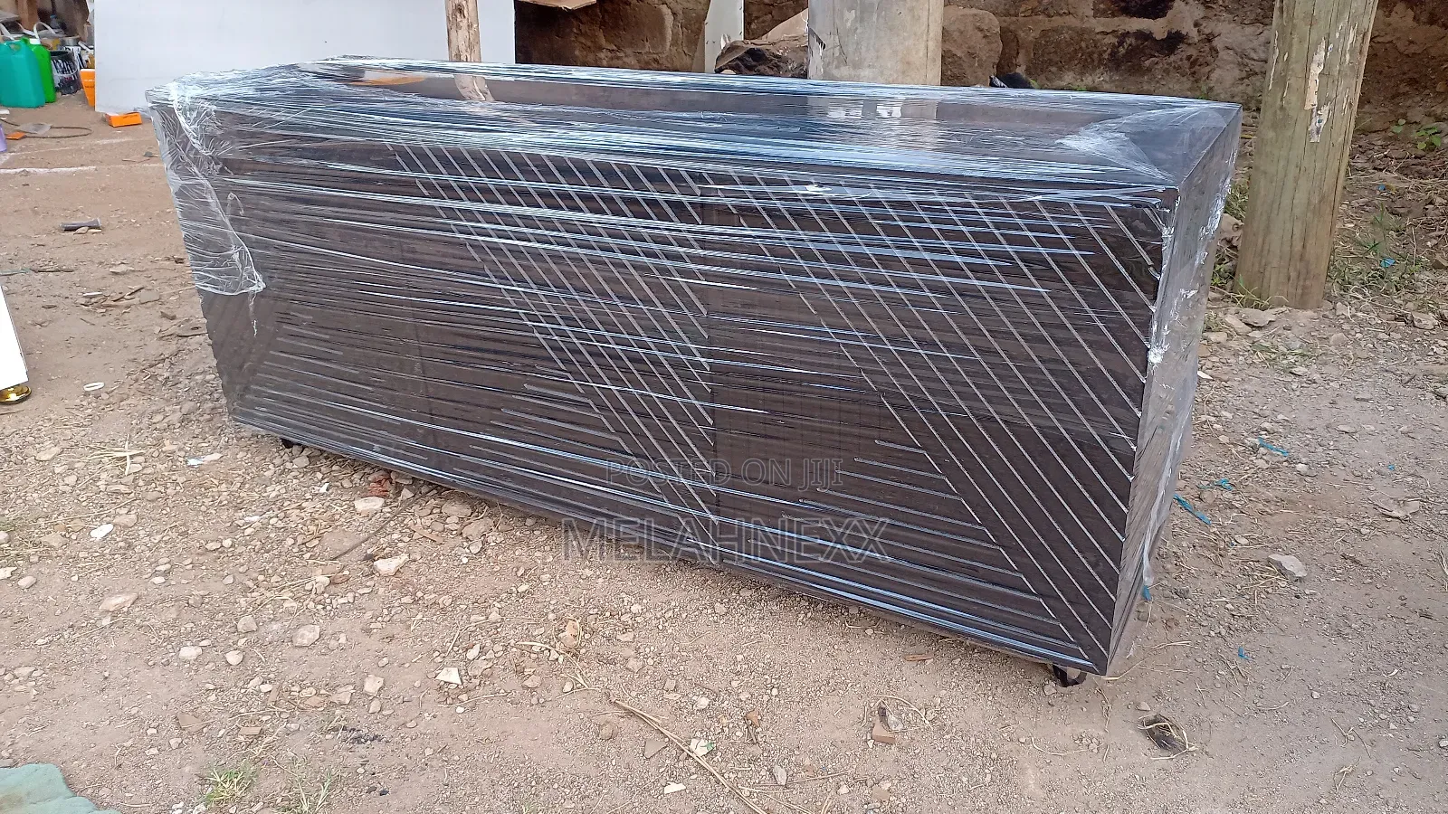 Black Patterned Tv Stand