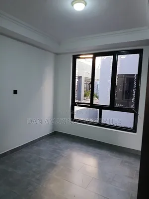4bdrm Townhouse / Terrace in Kamiti Rd Plus Dsq, Membley Estate