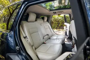 Land Rover Range Rover Vogue 2018 Blue