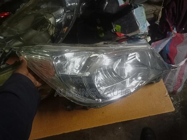 Toyota Fielder 2007 Headlights