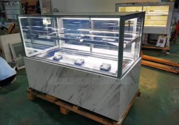 Premier Imported Cach Cake Display 1.5m(Straight Face)