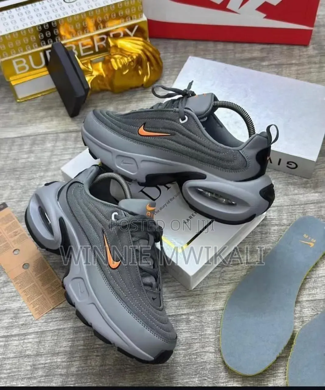 Nike Sneakers