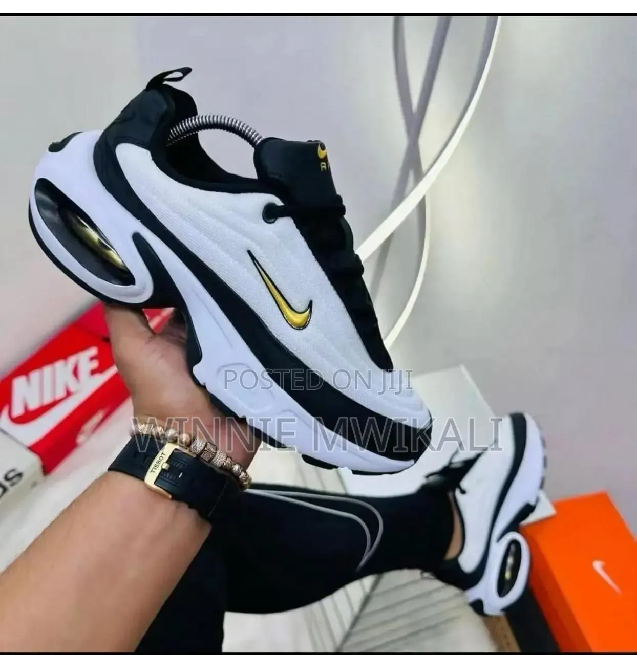Nike Sneakers