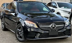 Mercedes-Benz C200 2019 Black