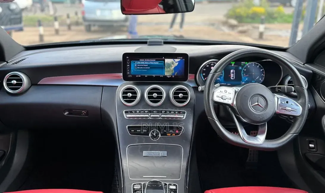 Mercedes-Benz C200 2019 Black