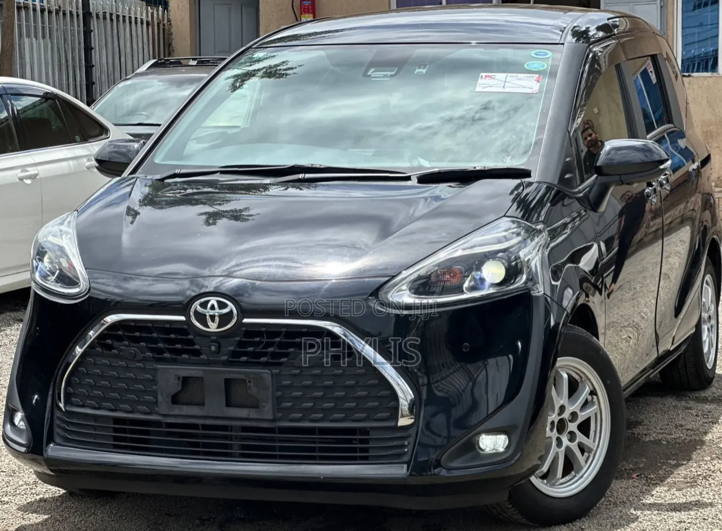 Toyota Sienta 1.5 FWD (6-seater) 2019 Black