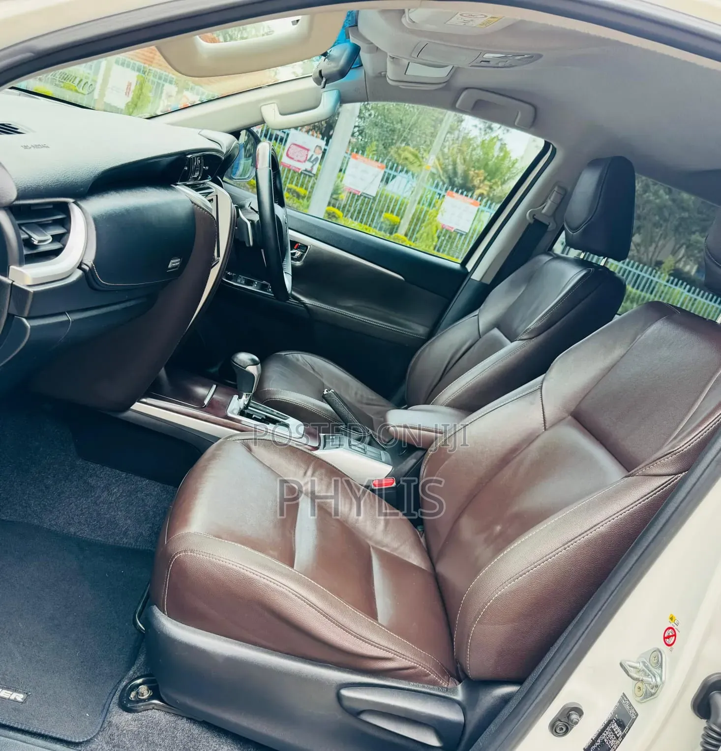 Toyota Fortuner 2.8 D AWD 2019 White