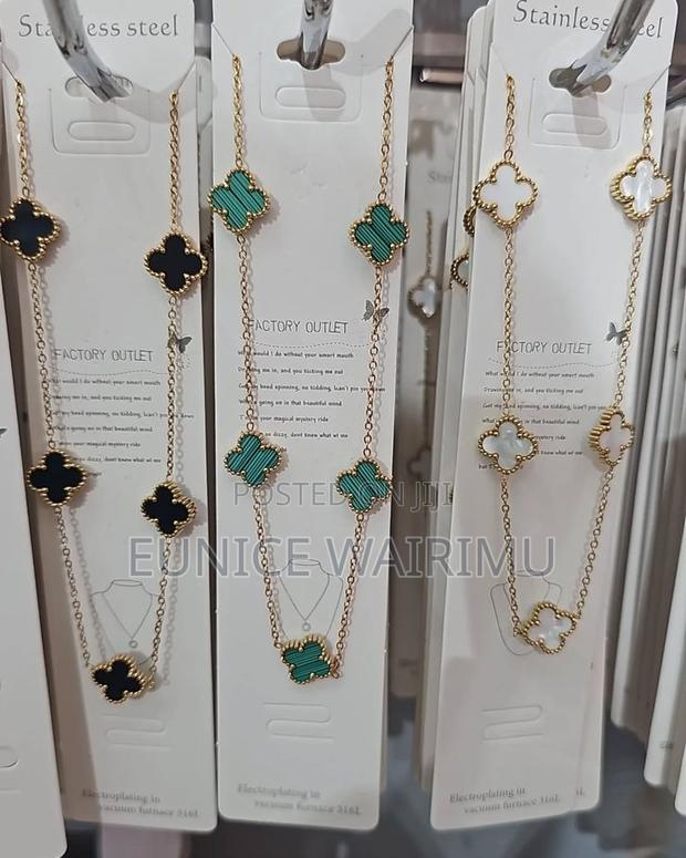 Fancy Necklace For Sale - thumbnail 2