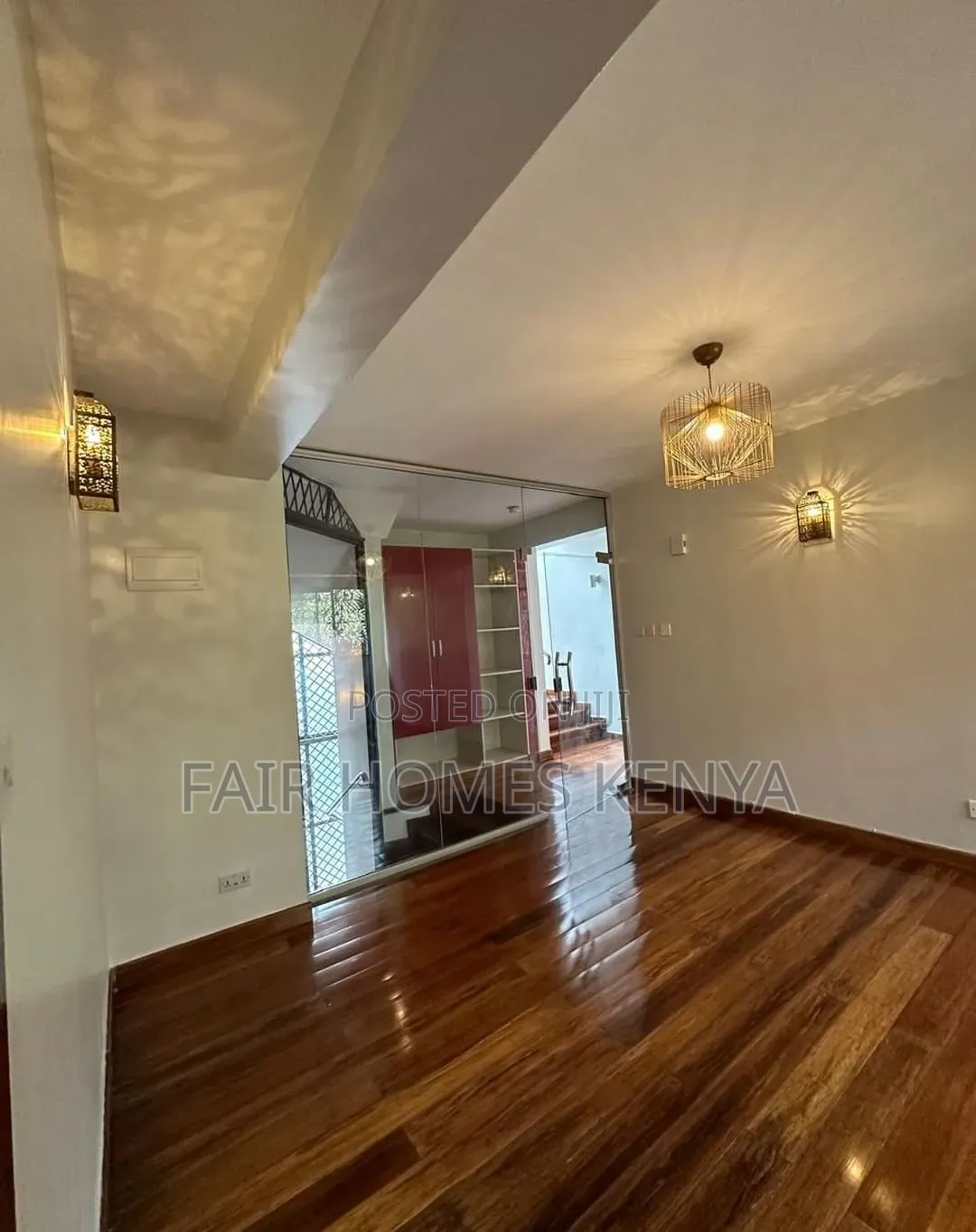 5bdrm Townhouse / Terrace in Lavington Green, Muthangari for rent