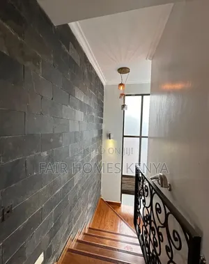5bdrm Townhouse / Terrace in Lavington Green, Muthangari for rent