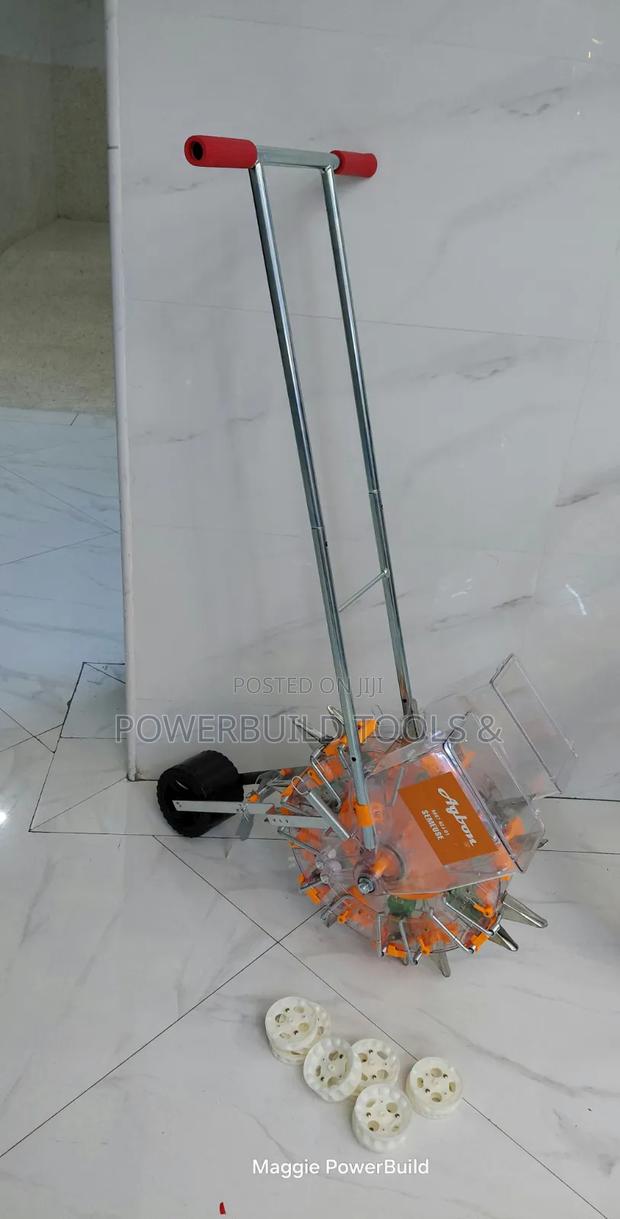 Manual Hand-Push Agricultural Seed Planter With Fertiliser Machine