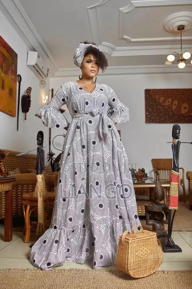 Elegant Ladies Kitente Dress