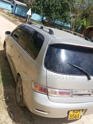 Toyota Gaia 2008 Silver