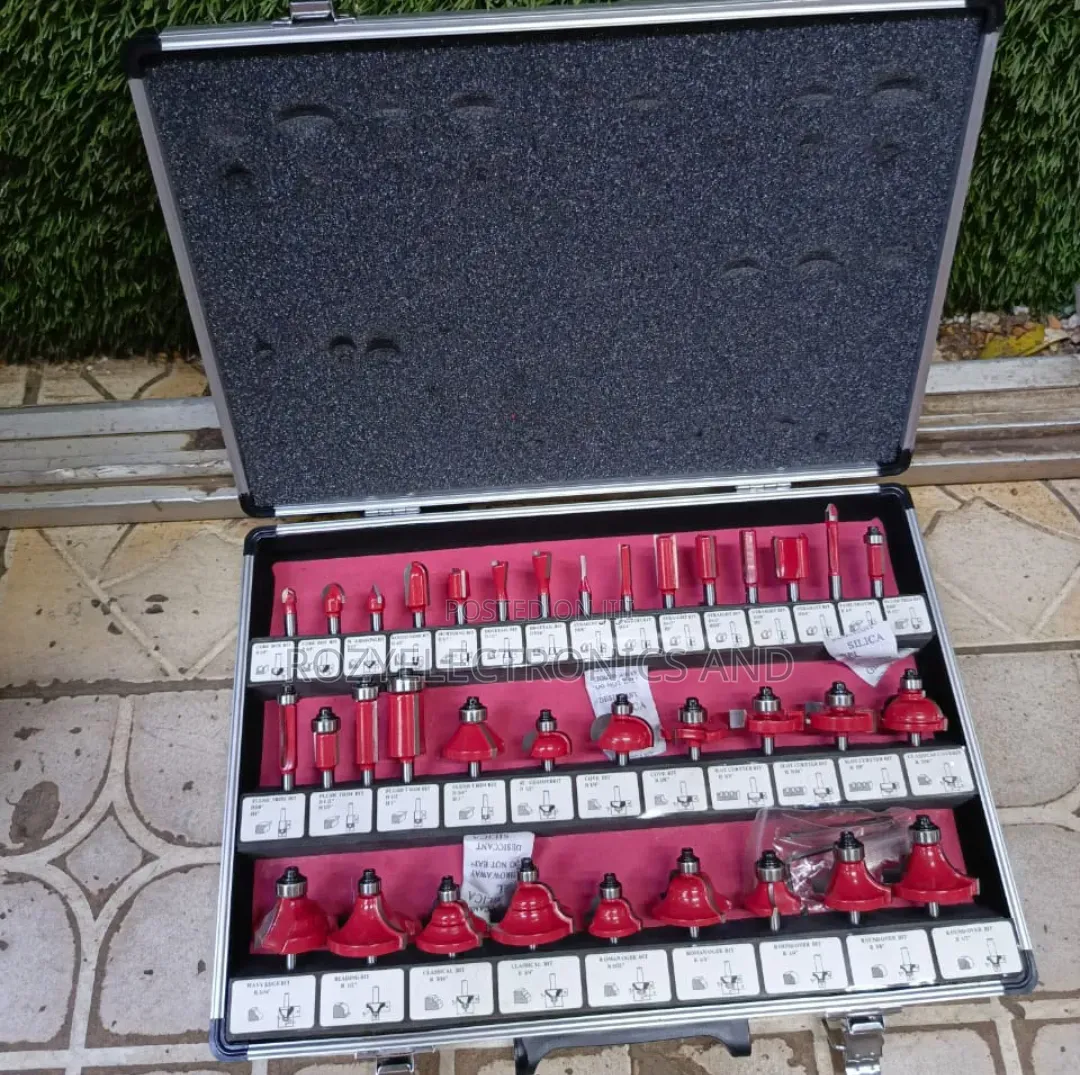 8mm 12 Pc Router Bits 35 Pieces
